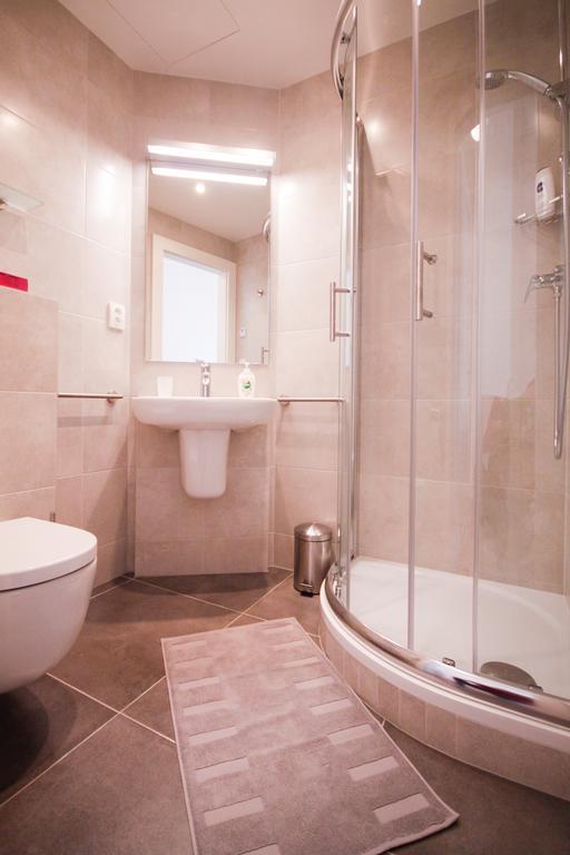 Apartamento Zborovska 6